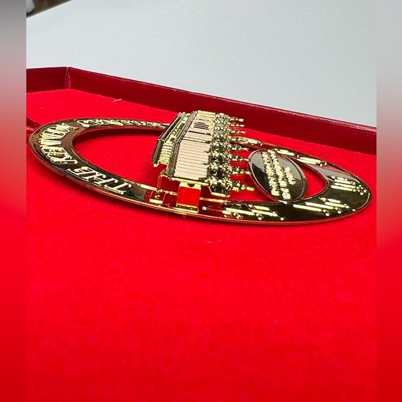 The Kennedy Center Gold Tone Finish Brass Holiday Ornament Red Ribbon - Picture 4 of 6